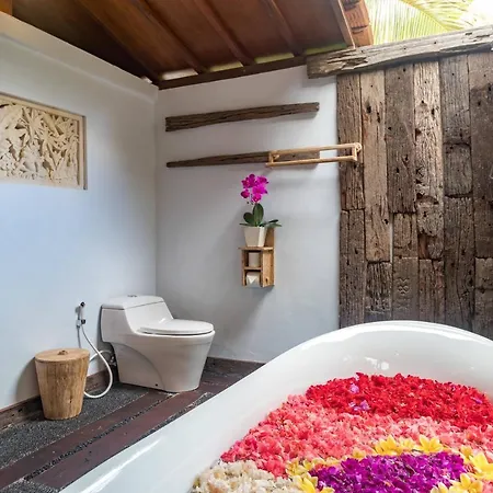 Villa Be Bali Hut Farm Stay Ubud  Exterior photo