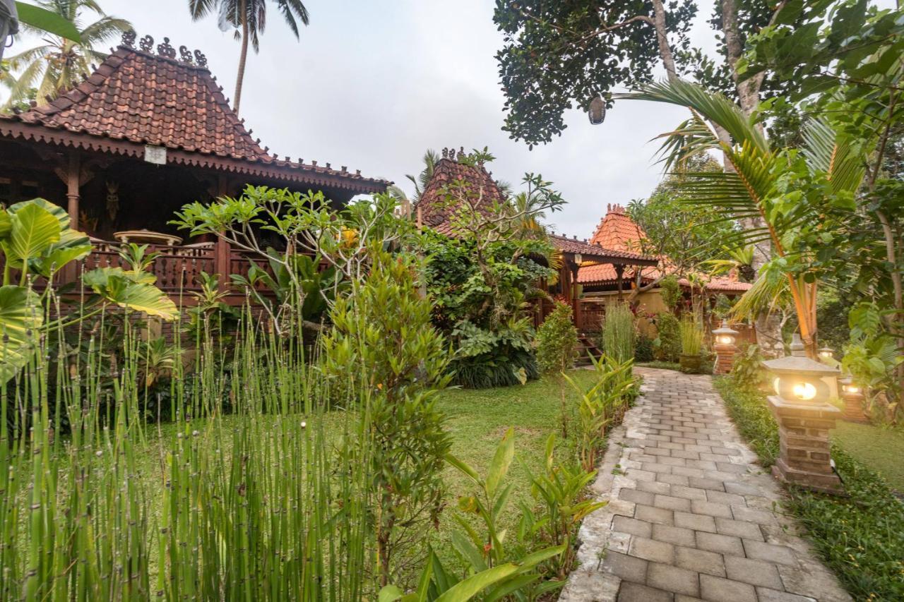 Be Bali Hut Farm Ubud (Bali)