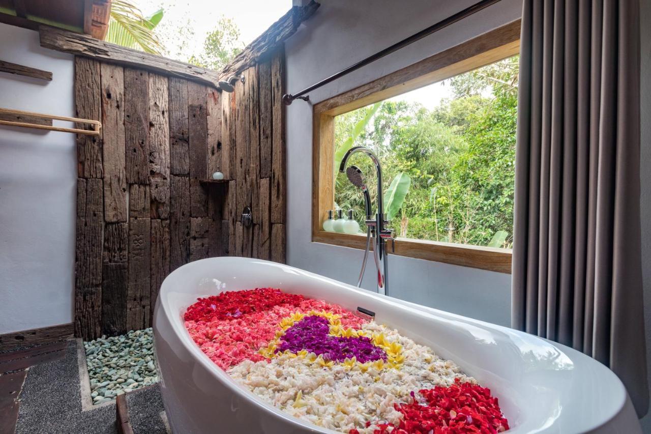 Be Bali Hut Farm Farm stay *